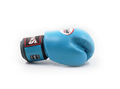 Twins BGVL-3 Boxhandschuhe – Hellblau